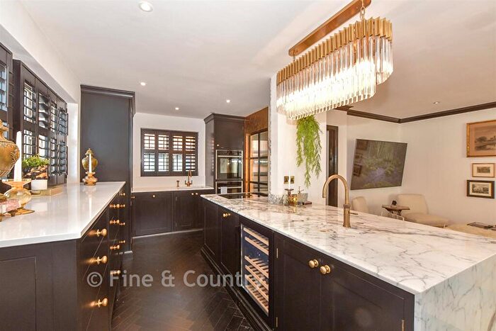 4 Bedroom Semi-Detached House For Sale In Stour Street, Canterbury, Kent, CT1