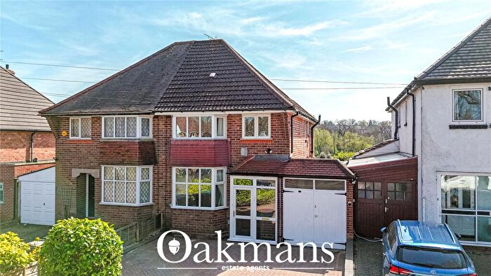 3 Bedroom Semi Detached House For Sale In Wychall Road, Birmingham, West Midlands, B31