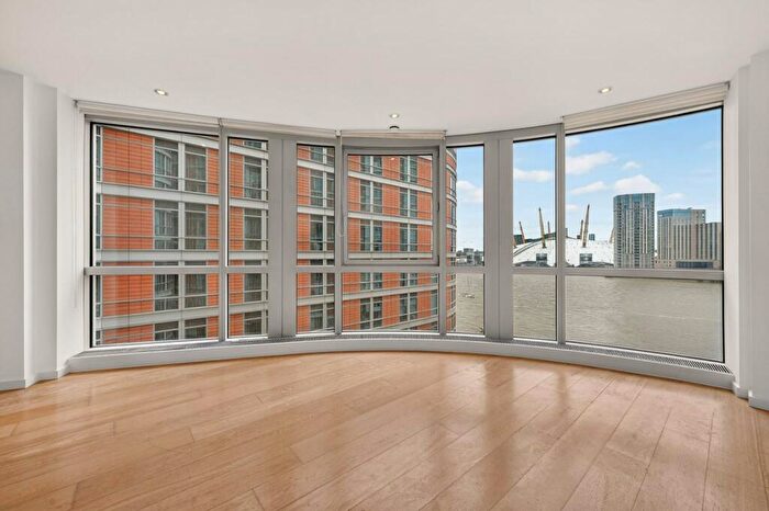 2 Bedroom Flat For Sale In Ontario Tower, Fairmont Avenue, E14