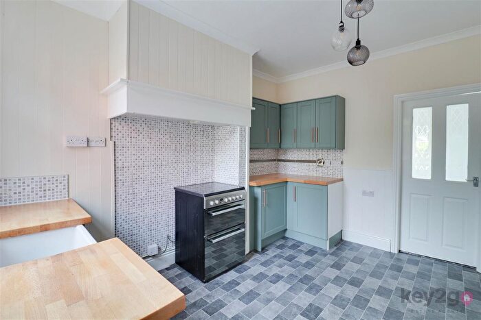 2 Bedroom End Terrace House To Rent In Drakehouse Lane West, Beighton, S20