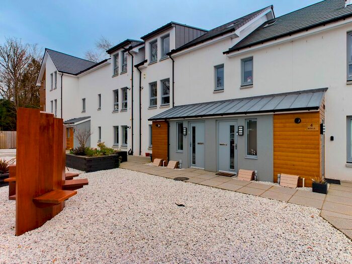 2 Bedroom Flat To Rent In Merchants Grove, Cleghorn Road, ML11