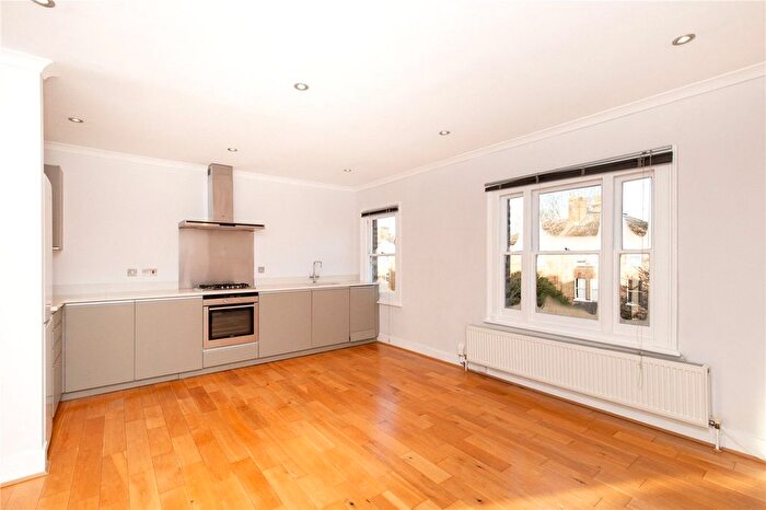 1 Bedroom Flat For Sale In Grange Park, London, W5