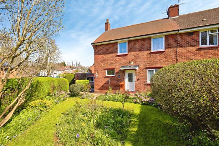 3 Bedroom Semi Detached House For Sale In Merthyr Road, Northampton, Northamptonshire, NN5
