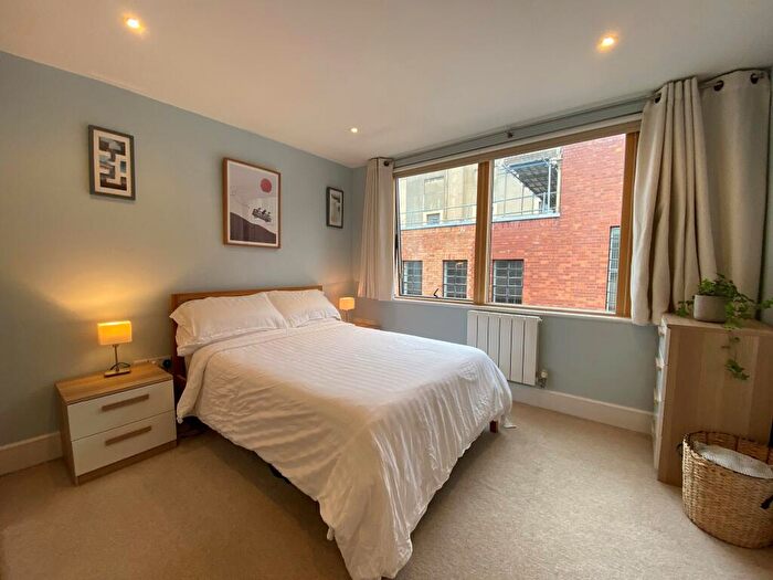 2 Bedroom Flat To Rent In Sunderland Place, Clifton, Bristol, BS8