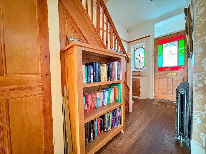 3 Bedroom Terraced House For Sale In The Drive, Phippsville, Northampton, NN1