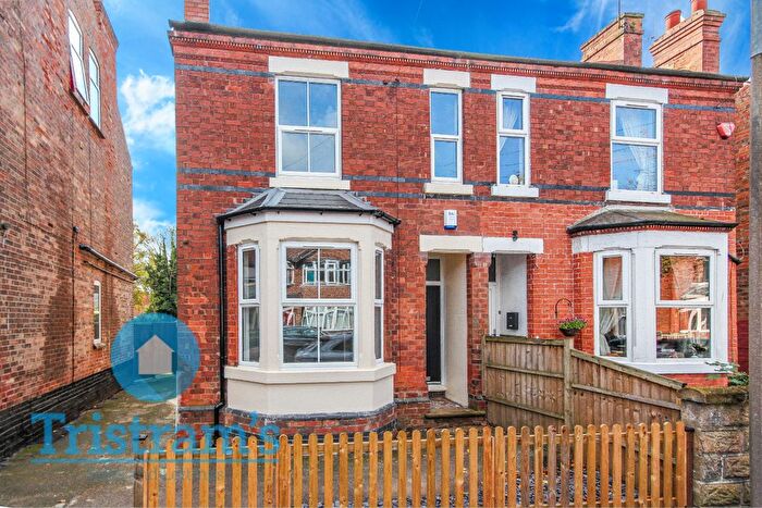 4 Bedroom Semi-Detached House To Rent In Rutland Road, West Bridgford, Nottingham, NG2