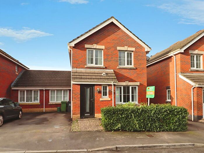 3 Bedroom Detached House For Sale In Emerson Drive, Cardiff, CF5