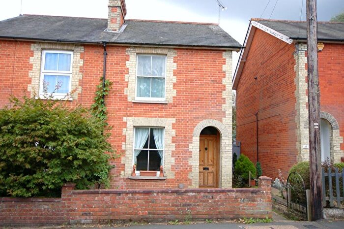 2 Bedroom Cottage To Rent In Church Road, Bagshot, GU19