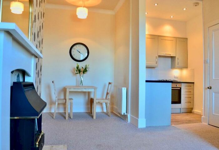 1 Bedroom Flat To Rent In Moat Street, Slateford, Edinburgh, EH14