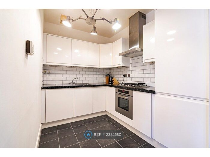 1 Bedroom Flat To Rent In City View House, London, E2