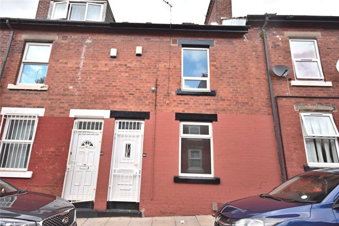 3 Bedroom Terraced House For Sale In Kitson Street, Leeds, West Yorkshire, LS9