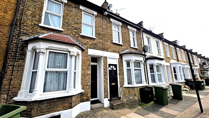 2 Bedroom Terraced House To Rent In Vernon Road, London, E15