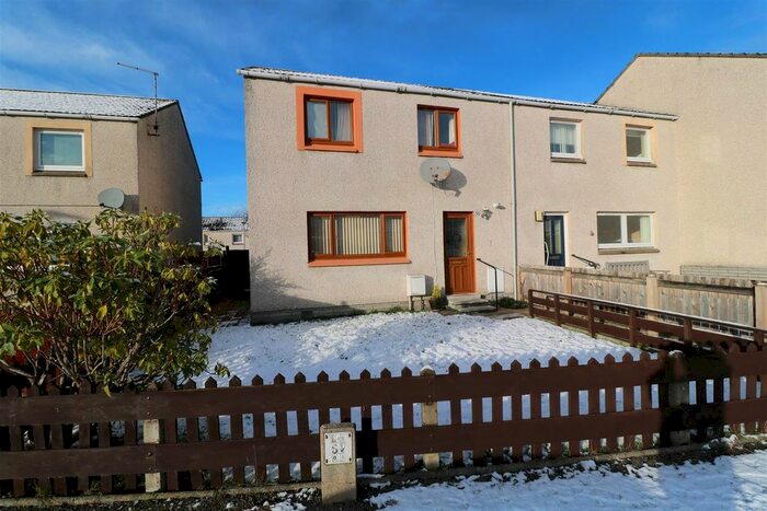 3 Bedroom End Of Terrace House For Sale In Castlehill Road, Fochabers, IV32