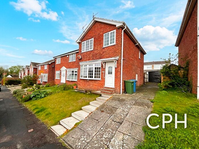 3 Bedroom Detached House For Sale In Shelton Avenue, East Ayton, YO13