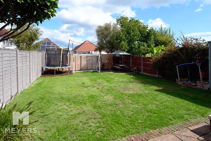 4 Bedroom Detached House For Sale In Townsville Road, Bournemouth, BH9