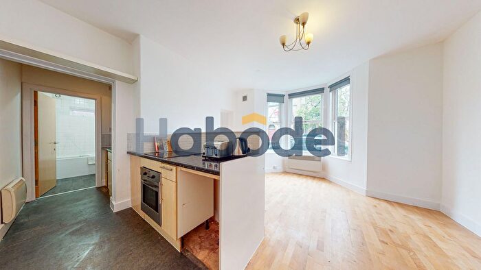 1 Bedroom Flat To Rent In Wellesley Terrace, Arthurs Hill, Newcastle Upon Tyne, NE4