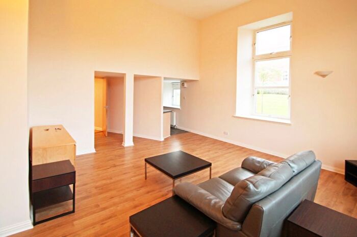 3 Bedroom Flat To Rent In Regents House, Dundee, DD3