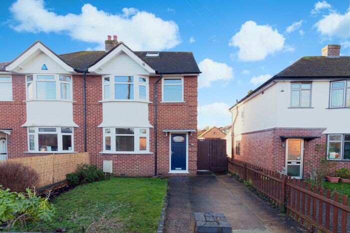3 Bedroom Semi-Detached House To Rent In Merewood Avenue, Headington, OX3