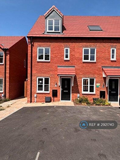 3 Bedroom Terraced House To Rent In Craigleith Avenue, Loughborough, LE12