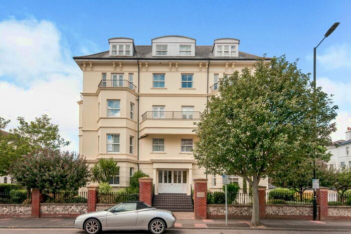 2 Bedroom Flat To Rent In Devonshire Place, Eastbourne, BN21