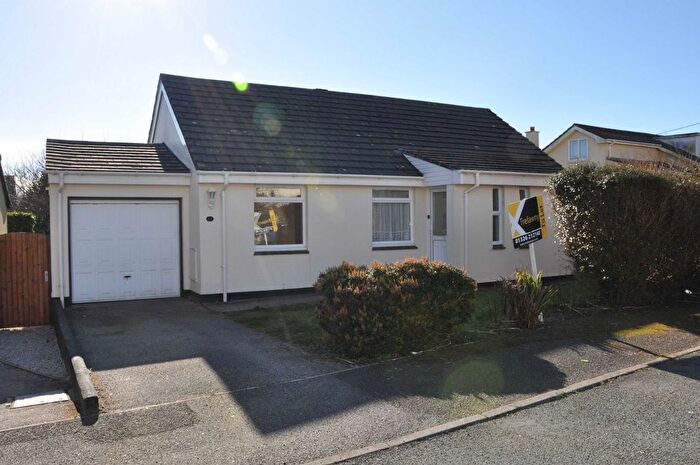 3 Bedroom Bungalow To Rent In Crellow Fields, Stithians, TR3