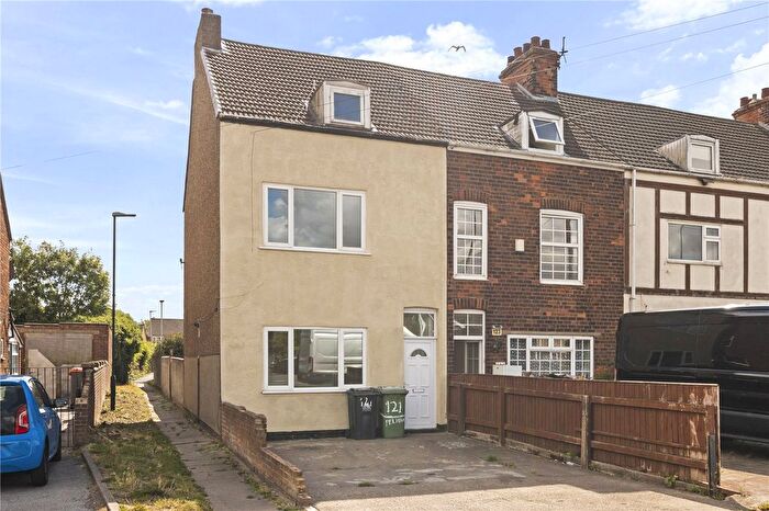 4 Bedroom End Terrace House For Sale In Pelham Road, Immingham, N E Lincs, DN40