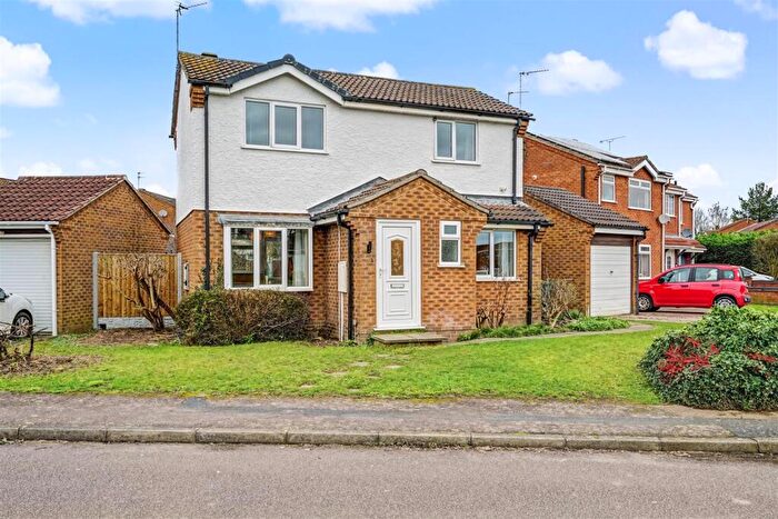 3 Bedroom Detached House To Rent In Fosbrooke Drive, Long Eaton, NG10