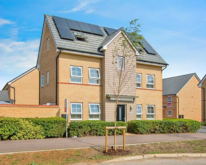 4 Bedroom Detached House For Sale In Aqua Drive, Hampton Water, Peterborough, PE7