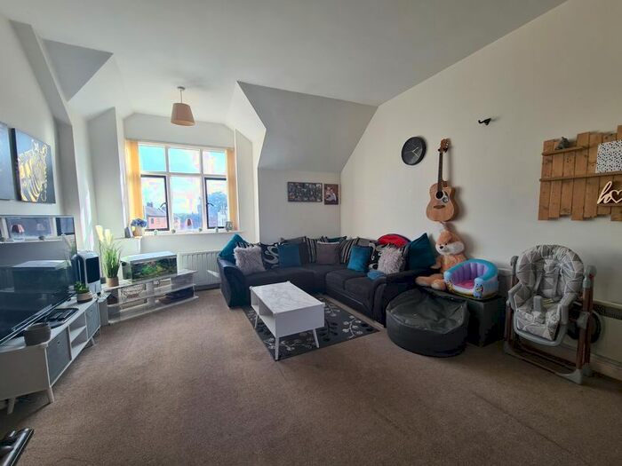 1 Bedroom Flat To Rent In High Street, Market Drayton, TF9