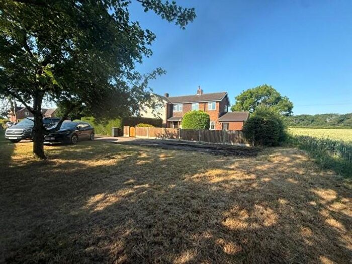 3 Bedroom Detached House To Rent In Ashby Road, Tamworth, B79