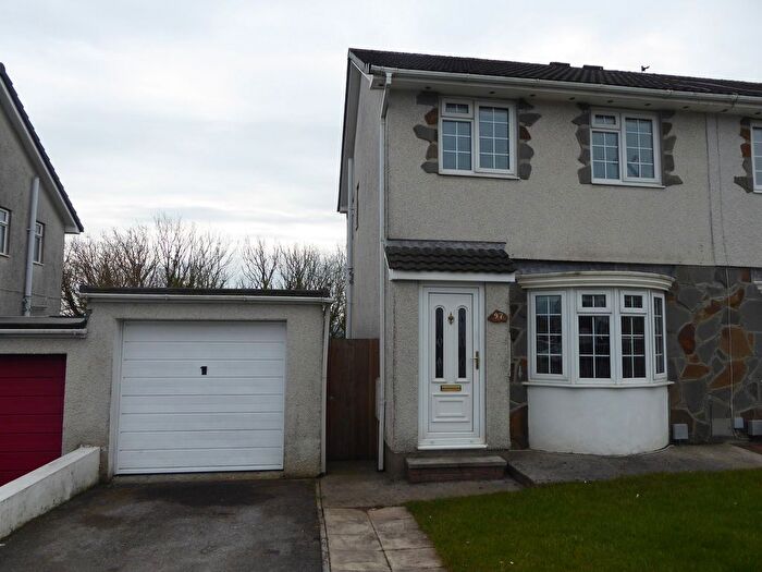 3 Bedroom Semi-Detached House To Rent In Ty Gwyn Drive, Brackla, Bridgend., CF31