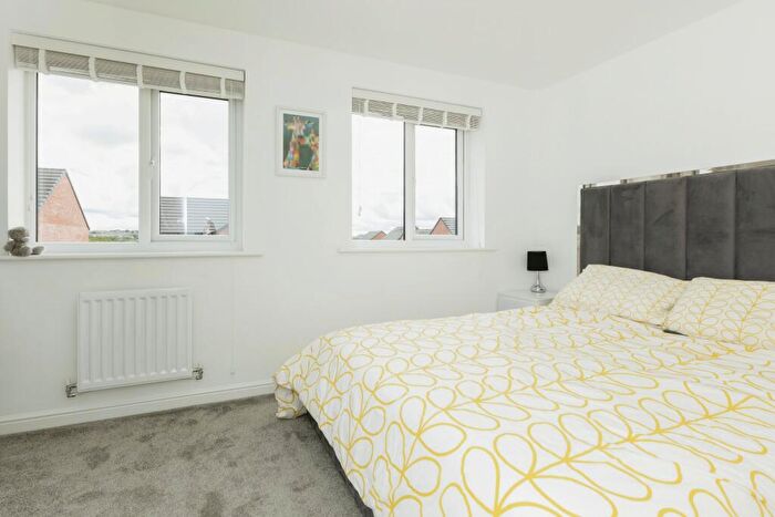 3 Bedroom Semi-Detached House For Sale In Victory Close, Consett, DH8