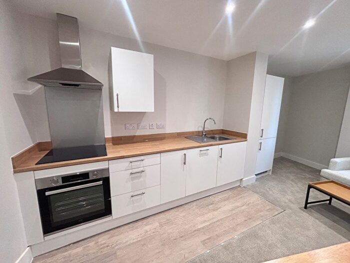 1 Bedroom Flat To Rent In George Street, Hull, HU1