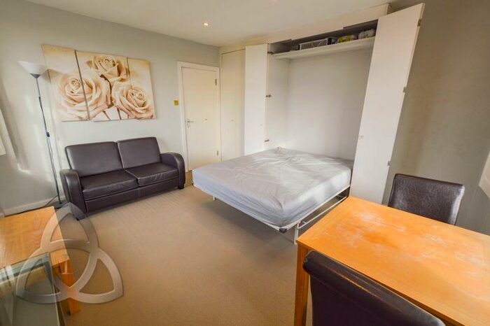 Studio To Rent In Langford Court, Abbey Road, NW8