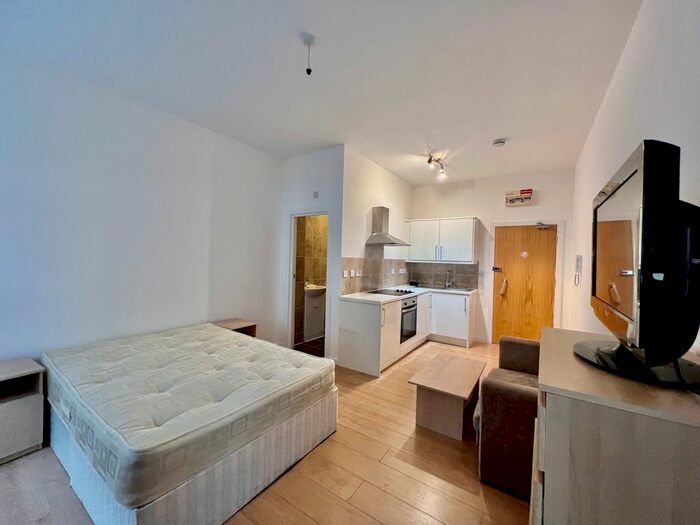 Studio To Rent In Spring Place, London, NW5
