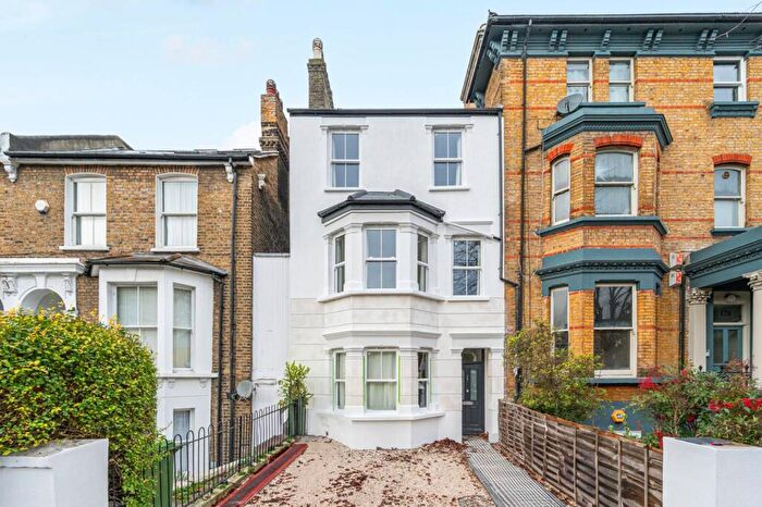 4 Bedroom Terraced House For Sale In Barry Road, Dulwich, London, SE22