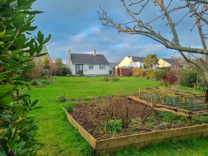 2 Bedroom Bungalow For Sale In Bere Alston, Yelverton, PL20