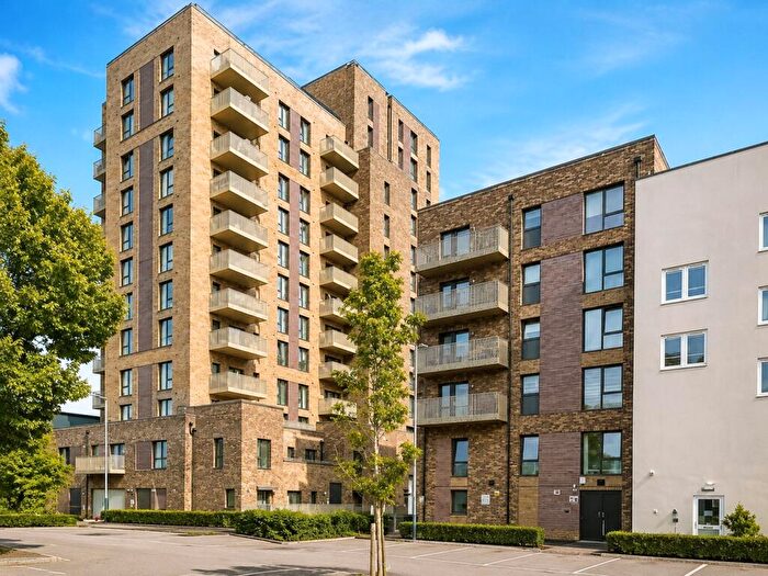 1 Bedroom Apartment For Sale In Acton Lane, London, NW10