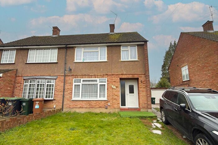 3 Bedroom Semi-Detached House For Sale In Hill Farm Avenue, Watford, WD25