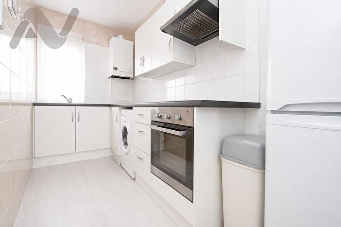 4 Bedroom Maisonette To Rent In Eversholt Street, London, NW1