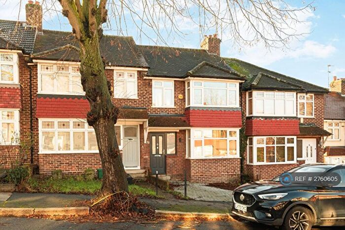 3 Bedroom Terraced House To Rent In Portland Road, London, BR1