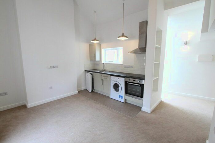 1 Bedroom Flat To Rent In The Mews, Butchers Row, Banbury, Oxon OX16