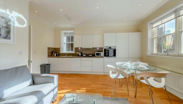1 Bedroom Flat To Rent In Hamlet Gardens, Hammersmith, London, W6