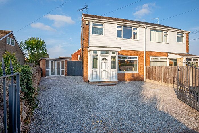 3 Bedroom Semi-Detached House For Sale In Quarry Lane, North Anston, Sheffield, S25