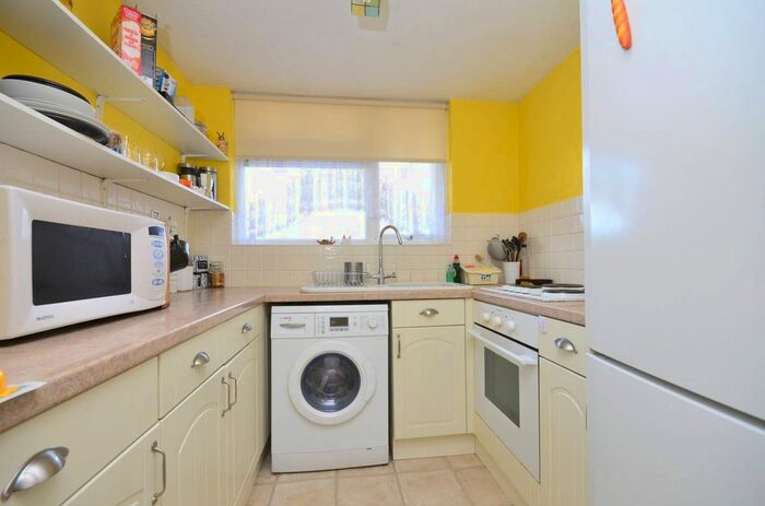 2 Bedroom Flat To Rent In Onslow Street, Guildford GU1, Guildford,