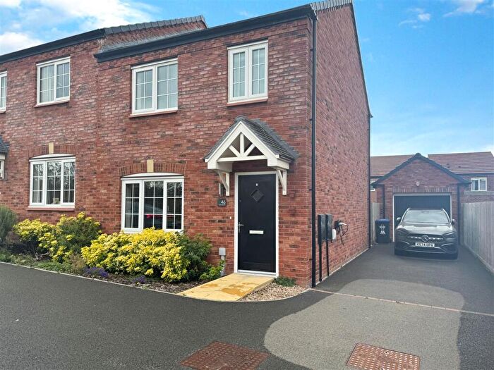 3 Bedroom Semi-Detached House To Rent In Southwell Drive, Houlton, Rugby, CV23