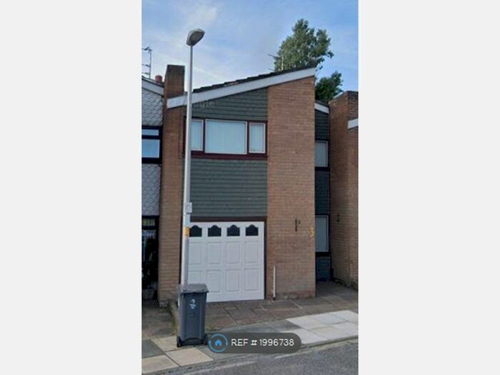 3 Bedroom Terraced House To Rent In Wades Court, Blackpool, FY3