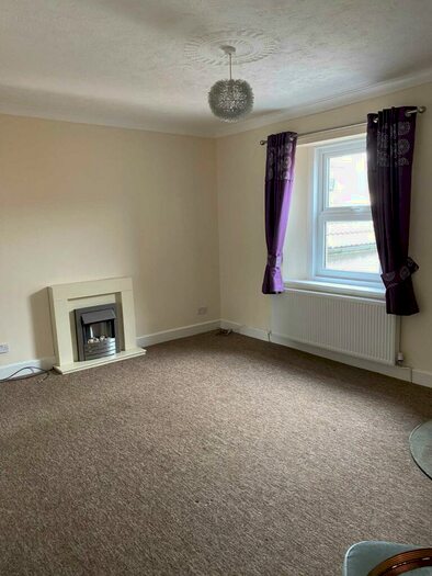 2 Bedroom Flat To Rent In Upper Bristol Road, Weston-super-Mare, BS22