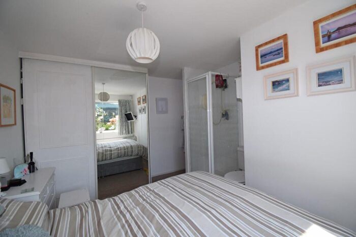 3 Bedroom Detached Bungalow For Sale In Y Ffridd, Morfa Bychan, LL49