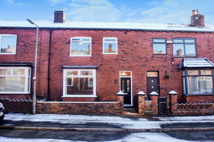 3 Bedroom Terraced House To Rent In Primula Street, Bolton, BL1